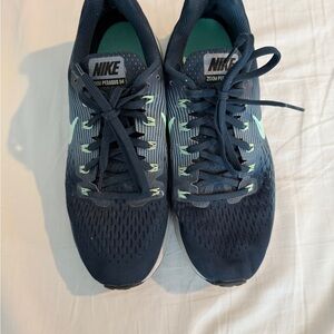 Nike Women’s Zoom Pegasus 34 Size 10